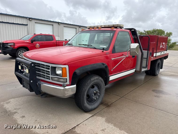 1993 Chevrolet 3500 brush fire truck - FB6668