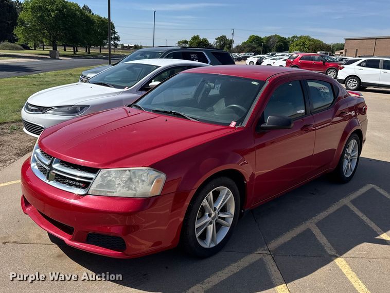 2013 Dodge Avenger  - FB7439