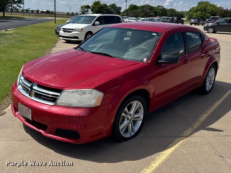 2013 Dodge Avenger  - FB7442