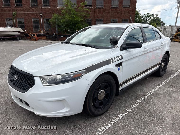 2015 Ford Taurus Police Interceptor  - FB8753