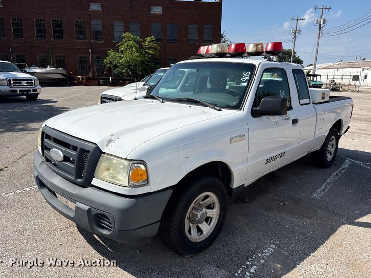 2010 Ford Ranger Ext. Cab pickup truck - FB8759