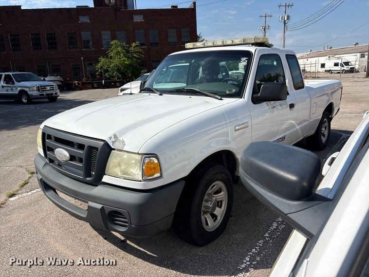 2010 Ford Ranger Ext. Cab pickup truck - FB8761