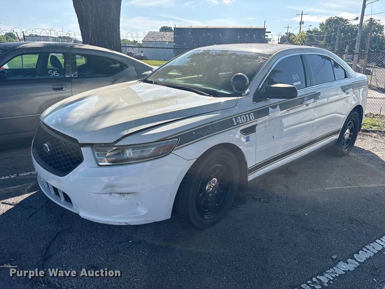 2014 Ford Taurus Police Interceptor  - FB8800
