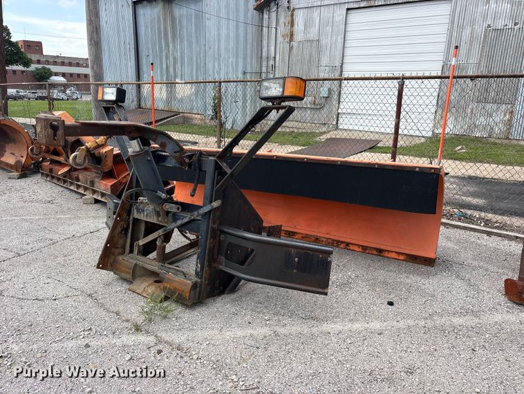 2008 Wausau snow plow - FB8821