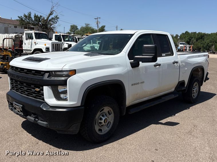 2020 Chevrolet Silverado 2500HD Crew Cab pickup truck - FC2287