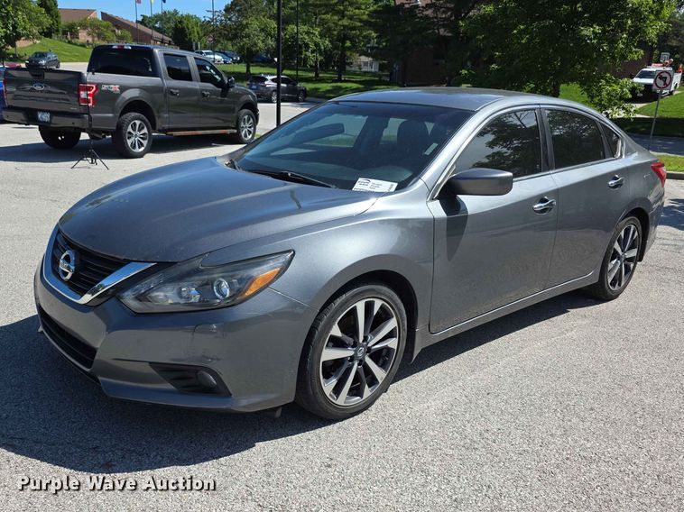 2016 Nissan Altima  - FH6081