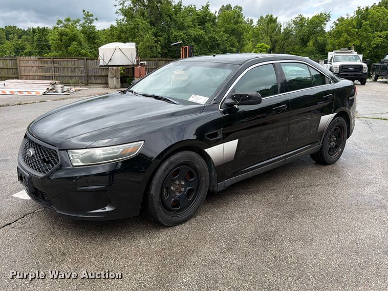 2015 Ford Taurus Police Interceptor   - FH6135