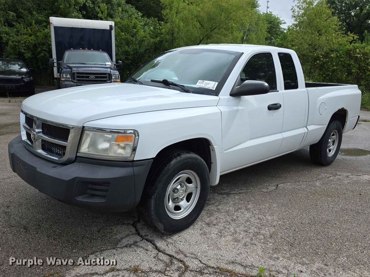 2008 Dodge Dakota Ext. Cab pickup truck - FH6144