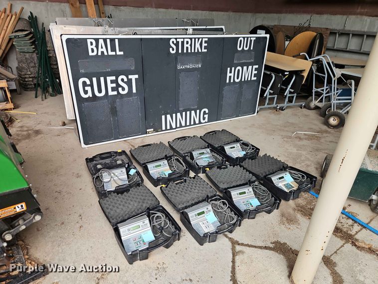 (8) baseball / softball score boards - FN5688