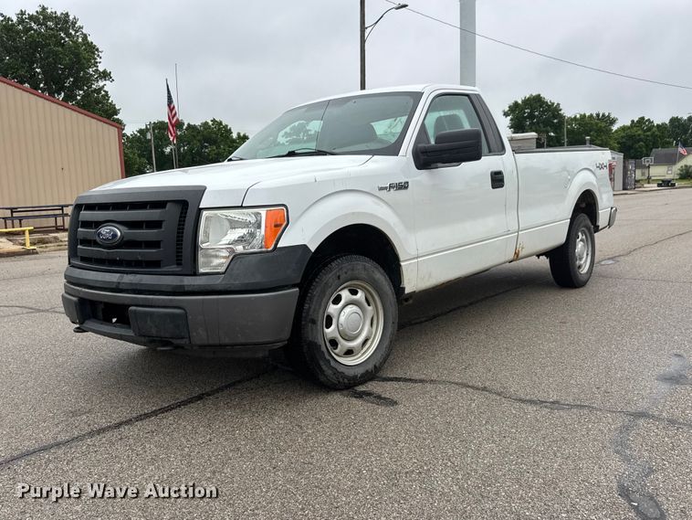 2010 Ford F150 pickup truck - NA9352