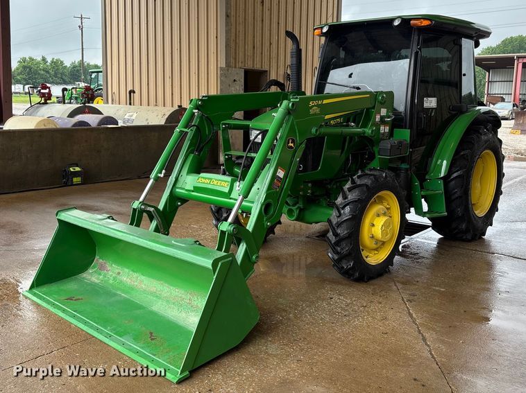 2021 John Deere 5075E MFWD tractor - DV4376
