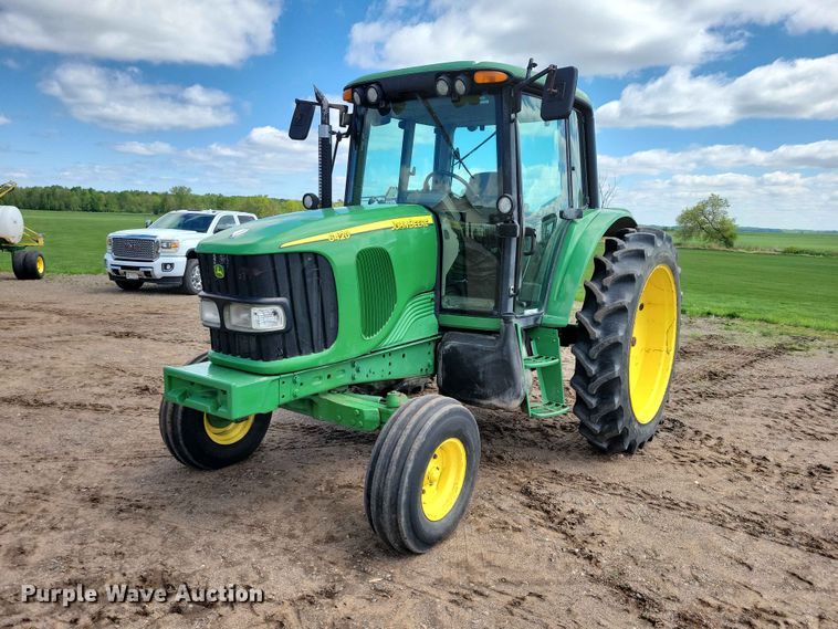 2002 John Deere 6420 tractor - DZ7153