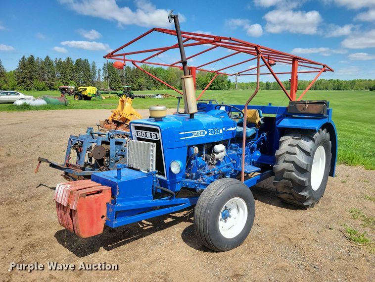 1977 Ford 3600 tractor with Brouwer A3A sod harvester sod harvestor - DZ7158