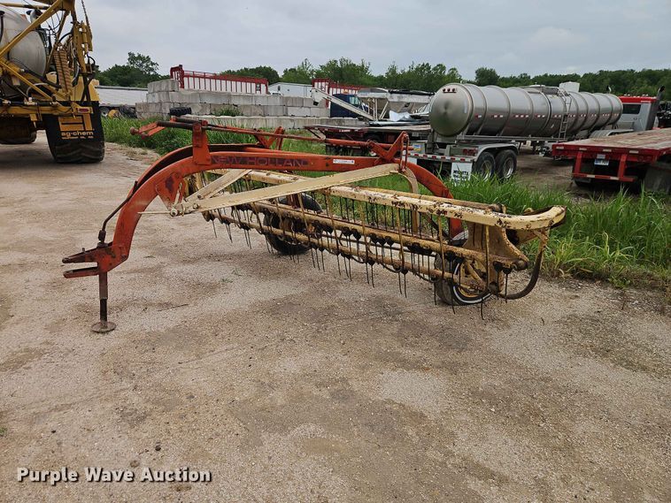 New Holland 259 hay rake - EO7408