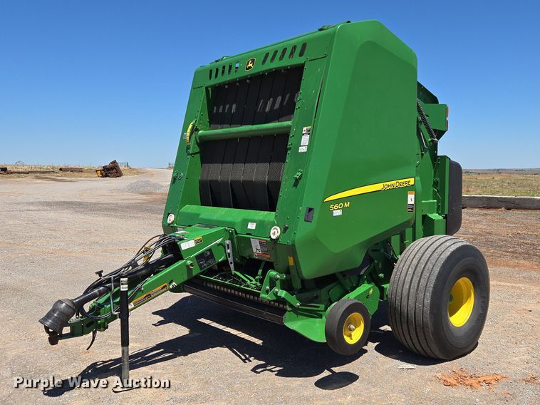 2019 John Deere 560M round baler - EW0134