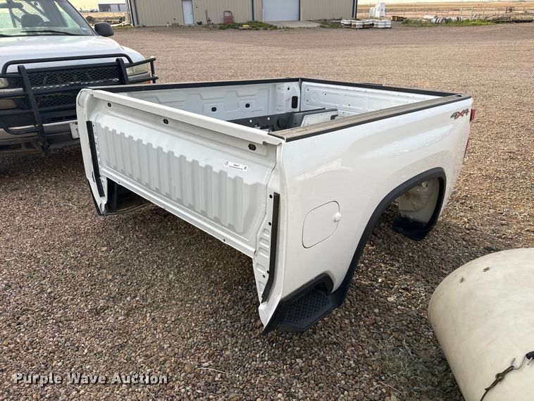 Chevrolet pickup truck bed - FB6477