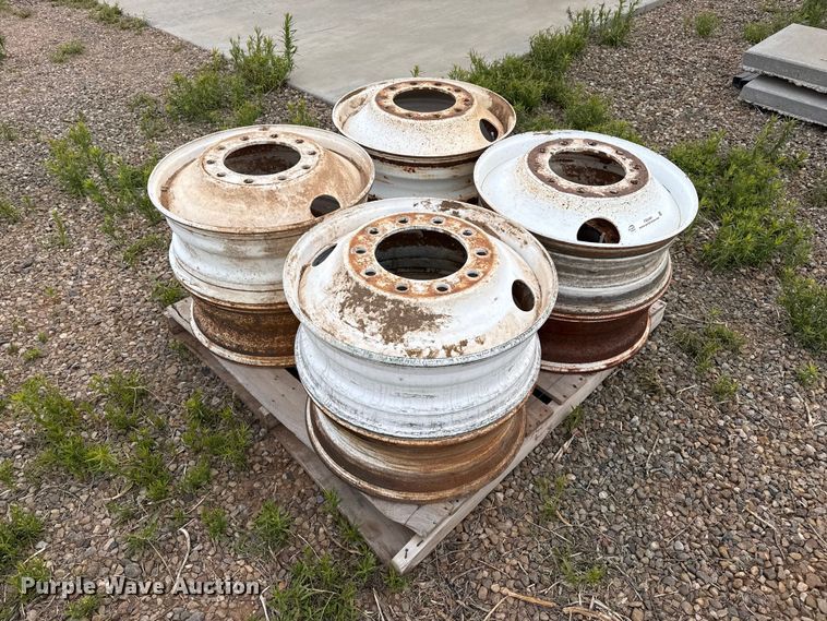 (8) 24.5 steel wheels - FB6481