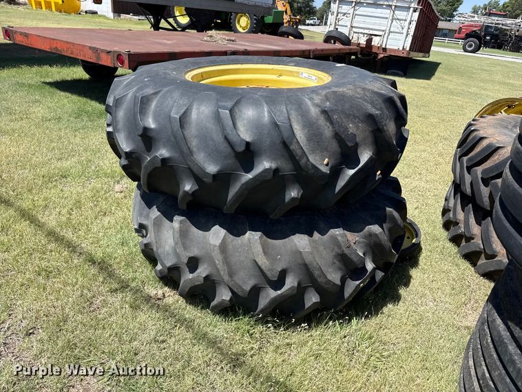 (2) tires and wheels - FB6709