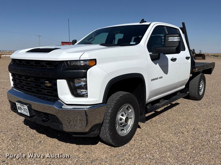 2021 Chevrolet 2500HD Ext. Cab flatbed pickup truck - FC2327