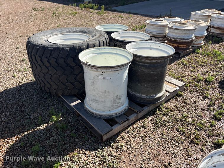 (5) 24x22.5 wheels - FC2391