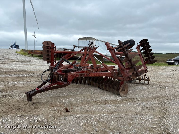 International 490 tandem disk - FC5784