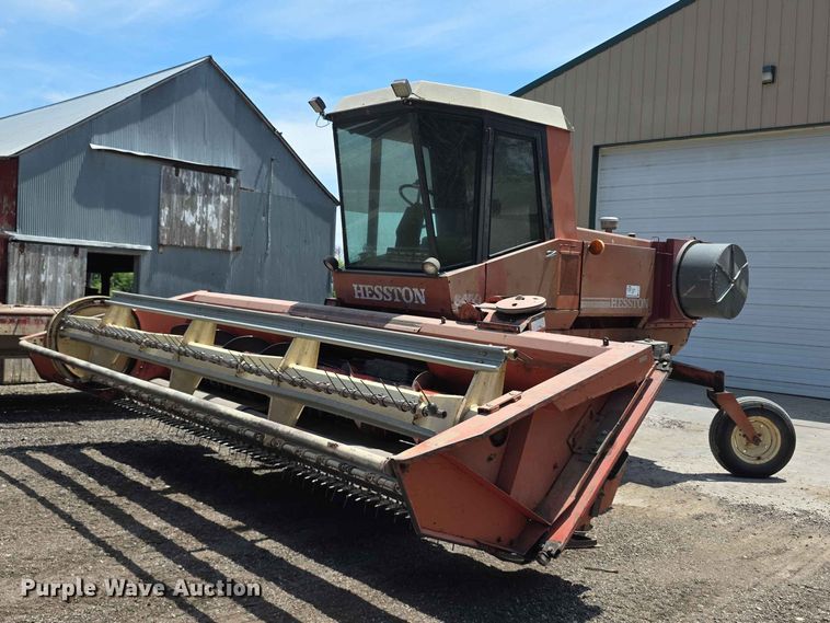 Hesston 6450 swather / windrower - FH6123