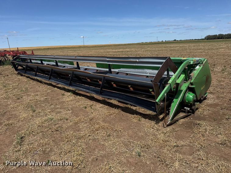 John Deere 930 rigid head - NA9332