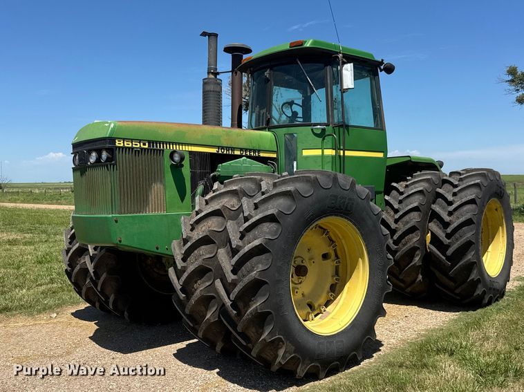 1984 John Deere 8650 4WD tractor - NA9377