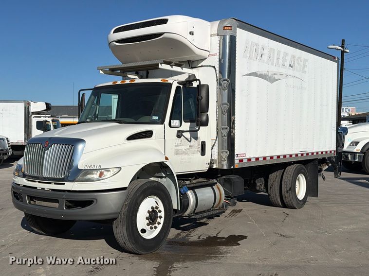 2016 International DuraStar 4300 refrigerated truck - ED5150