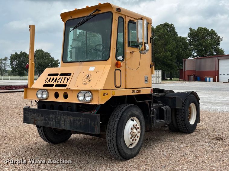 1994 Capacity TJ5000 yard truck - EO4292