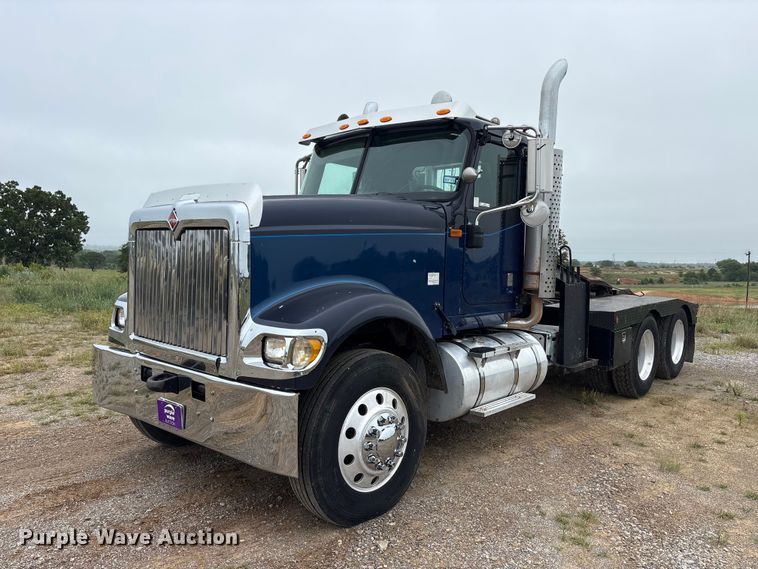 2007 International 5900i winch truck - EU5601