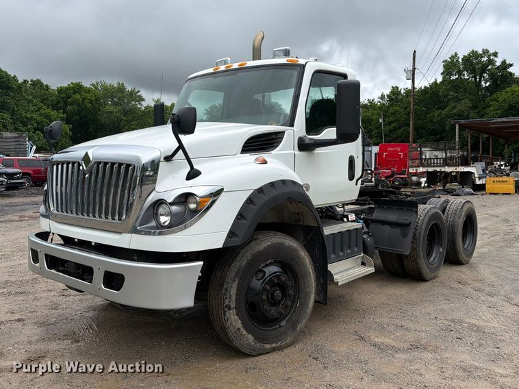 2020 International HV613 semi truck - FC3102
