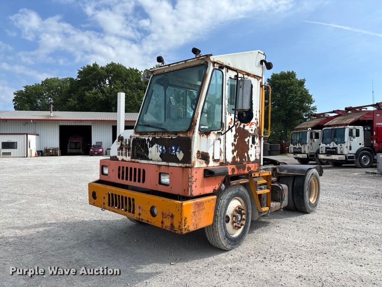2012 Cargotec Solutions yard truck - FC5871