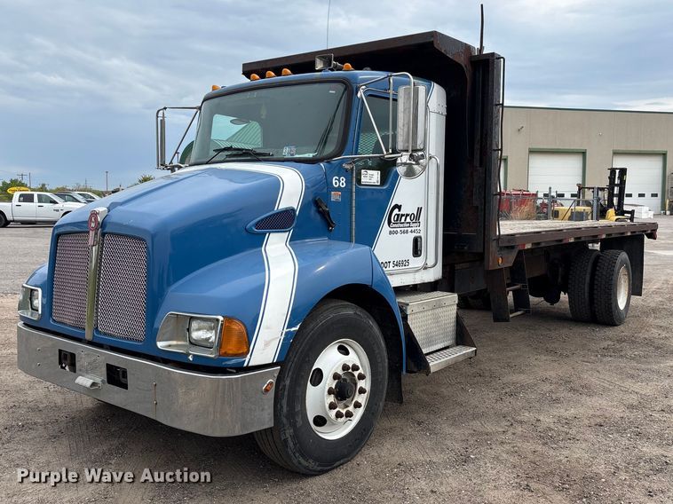 2007 Kenworth T300 dump flatbed truck - FK1486