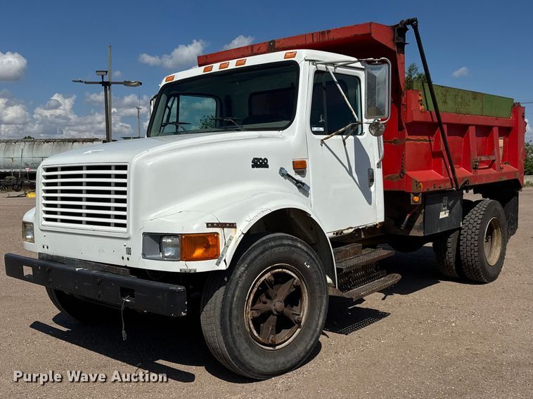 1997 International 4700 dump truck - NA9365