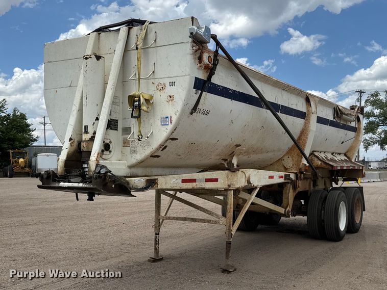 2001 Ranch end dump trailer - NA9372