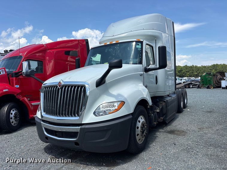 2020 International LT625 semi truck - YA2936