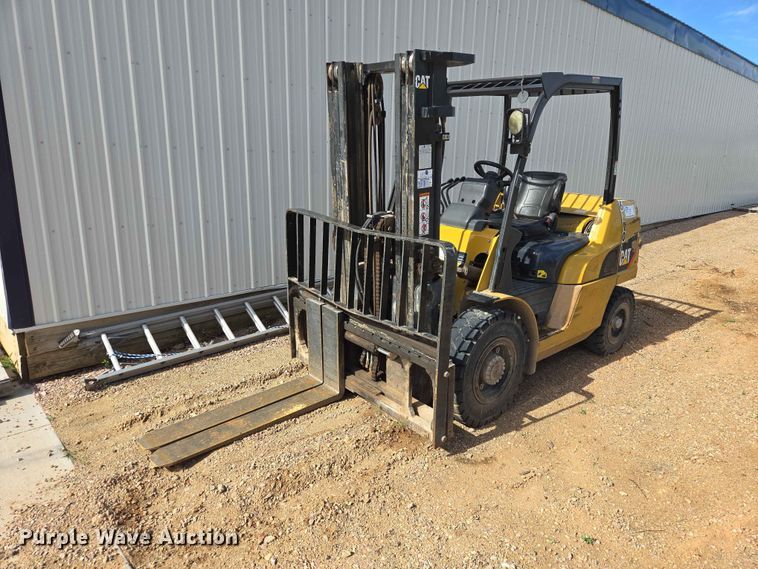 Caterpillar PD8000 forklift - DP8937