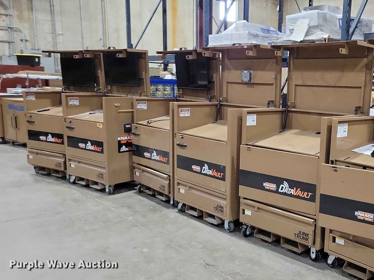 (5) Knaack 118-M Data Vaults - DZ7230
