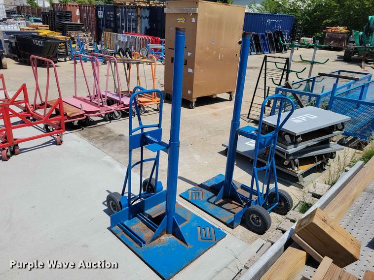 (2) stands - DZ7252