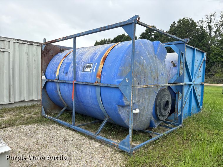 3,500 Gallon Skid Mounted Water Tank - EA7311