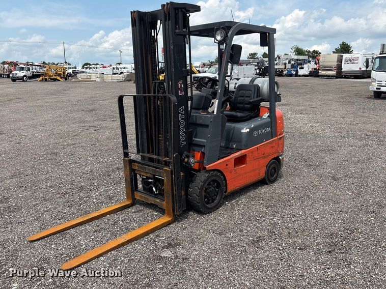 2002 Toyota 7FGCU18 forklift - EG9148