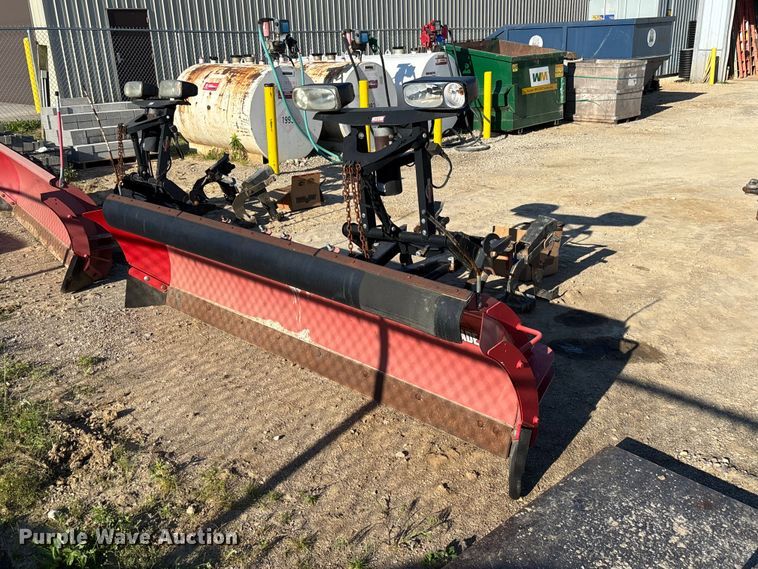 Western Pro Plus snow plow - EM5121