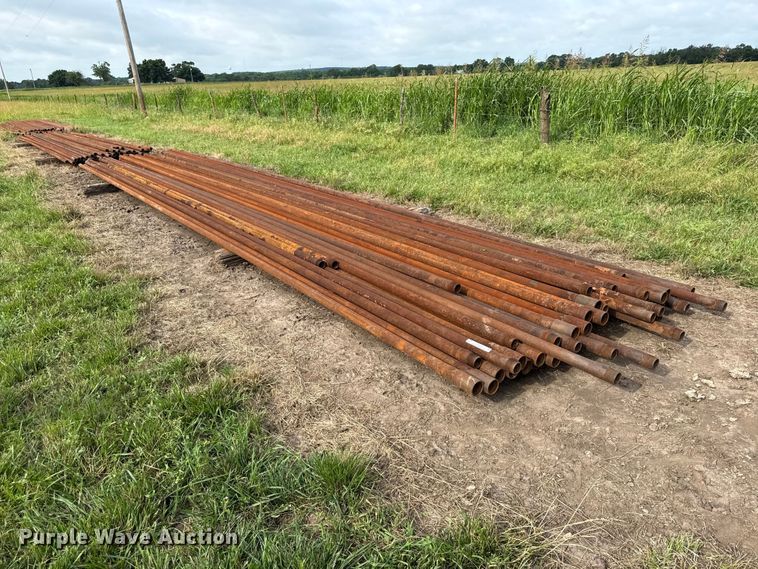 (50) pieces of 2 3/8 oil field pipe - EN0440