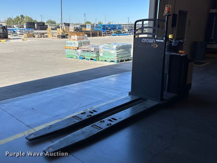 2020 Crown PC4500-80 pallet jack - ER7642