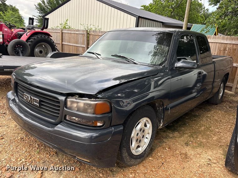 1999 GMC Sierra 1500 Ext. Cab pickup truck - ET2159
