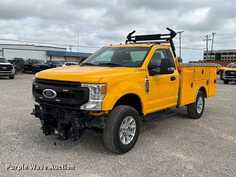 2020 Ford F350 utility bed pickup truck - ET6287