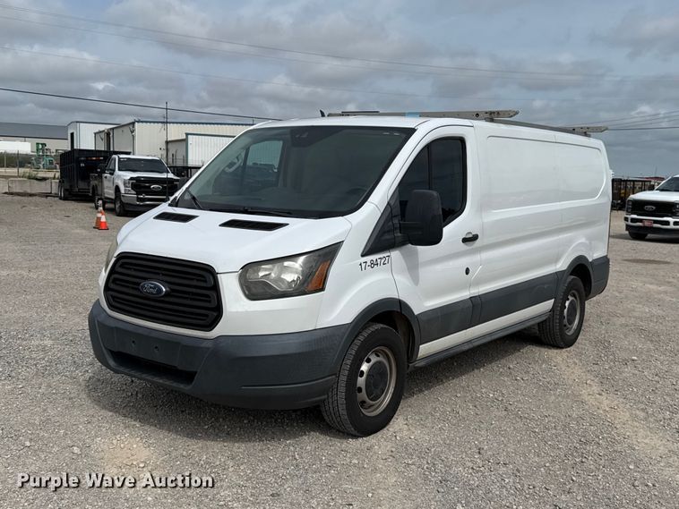 2017 Ford Transit 150 van - ET6288