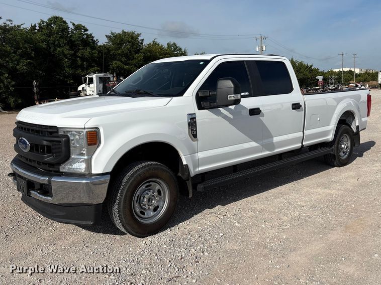 2022 Ford F250 Super Duty Crew Cab pickup truck - EW0015