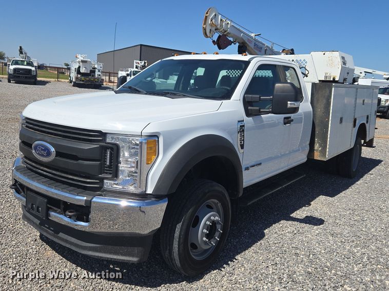 2017 Ford F550 Super Duty Ext. Cab utility / service truck - EW0145